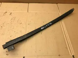 OEM 193839410 Bakdörrs fönsterlist höger sida