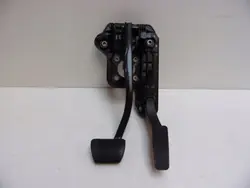 Chrysler Pacifica Polkimien OEM 04581677AB - Kaasu & Jarru