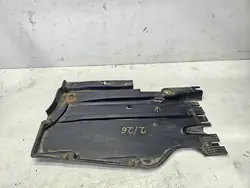 Audi A4 B8 A5 Underkroppsskydd Vänster Bak OEM 8K0825215H
