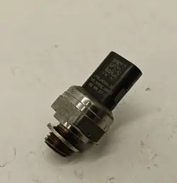 Sensor pressão óleo OEM 05E906277A VAG 1.5 TSI
