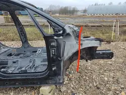 Quarto dianteiro direito OEM 2406070 BMW 2 Active Tourer