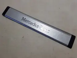 OEM A1646805035DD Tampa de soleira direita Mercedes ML W164