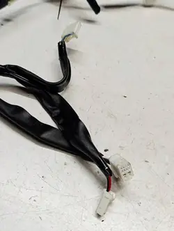 Harness de porta Toyota Yaris IV OEM 82153K0051A