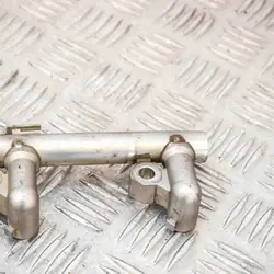 MERCEDES E W207 1.8CGI Brandstofrail + Sensor