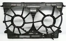 Tuulettimen kotelo Audi A4 B9 2015- 8W0121207A