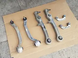Set di bracci di controllo anteriori inferiori / Audi A6 C6 2004-2011 OEM