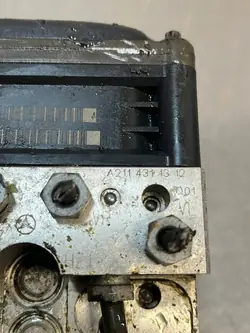 Pompe ABS OEM A2114311312 pour Mercedes W211