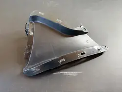 Guia de ar do pára-choque direito OEM 50571210 - Alfa Romeo Tonale