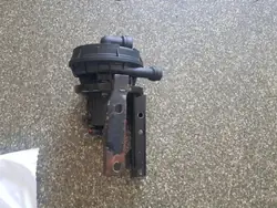 Kraftstoffpumpe OEM 20AD073620 für VW Touran 1.6L