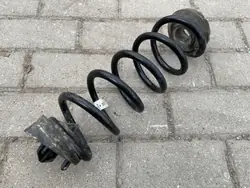 Hintere rechte Federung Feder OEM 8W0511115EB