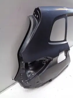 Guardabarros trasero derecho BMW OEM - Estado usado