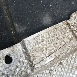 Écran thermique VW T6.1 OEM 7LA825206 avant droit