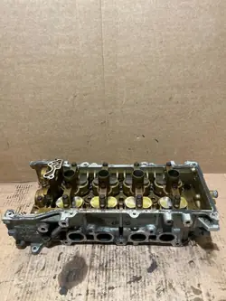Cylinderhuvud Nissan Note E11 OEM BX0UKR1 - Begagnad