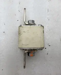 Fusible Tesla OEM 1024279-00-A 450A 690V