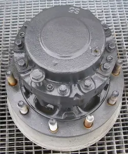 Moyeux d'essieu arrière Renault DXI Lander Kerax - Occasion