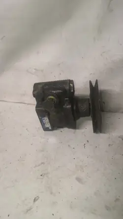 ZF Ohjauspumppu OEM 049145155 VW LT:lle