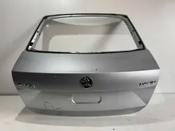 SKODA RAPID LIFTBACK Takaluukun kansi 5JA827159