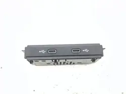 Conector USB Cupra Formentor OEM 5NA035736 - Usado