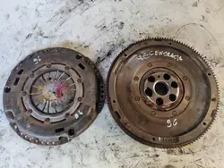 VW GOLF IV AUDI A3 1.9TDI Kaksoismassaväylä 038105266AQ