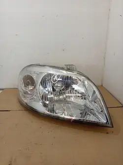 Farol Direito Dianteiro Chevrolet Aveo T250 06-11 Sedã