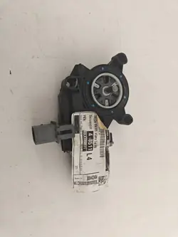 Takaikkunan moottori OEM 5C3959811D Vasen puoli Volkswagen