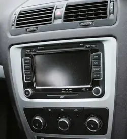 Unidade GPS Rádio Navegação OEM Skoda Octavia II 09r