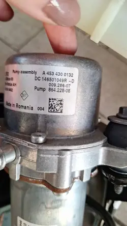 Pompe de frein Renault OE 146501049R