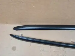 Kattokaide oikea puoli musta OEM 11A860026 VW ID4