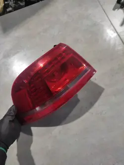 LÁMPARA LED VW Passat B7 Variant Trasera Izquierda OEM 3AF945207B