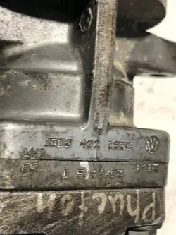Pompe de direction assistée OEM 33D0422153C Volkswagen