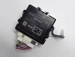Module de contrôle des feux OEM 89960-71100 pour Toyota Hilux