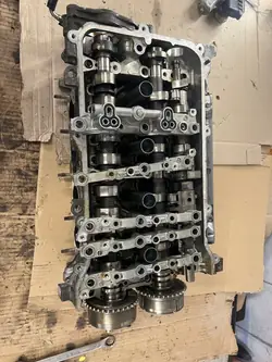 Zylinderkopf Toyota Auris II OEM głowica a1zr-e12u