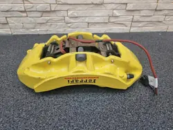 Ferrari California oikea etujarrusatula OEM 251518
