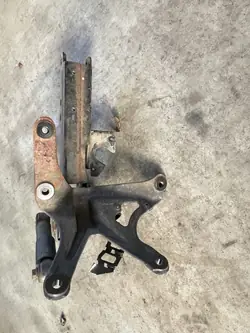 Mercedes Actros Cab Tilt Mount Bracket OEM A9613102258