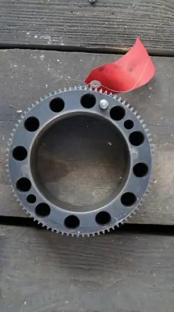 Poulie de vilebrequin DAF OEM 1682505 - État utilisé