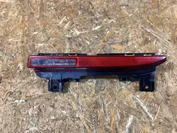 Porsche OEM 95B945701D Vasen Taka-Sumunvalo