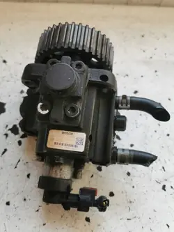 Injectiepomp Opel Insignia 0445010248