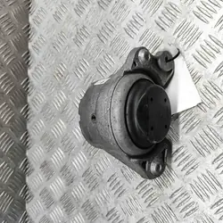 Soporte de motor izquierdo Mercedes-Benz A213 240 39 00