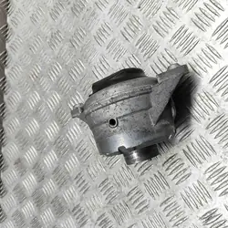 Mercedes-Benz Motorsteun Links A213 240 39 00