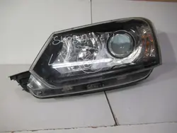 Skoda Yeti Bi-Xenon Linker Scheinwerfer