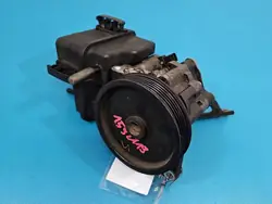 Ohjaustehostimen pumppu Mercedes W212 2.2 CDI A0064664701