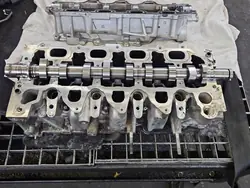 Culasse OEM 110426296R pour Renault Express 1.5 DCI