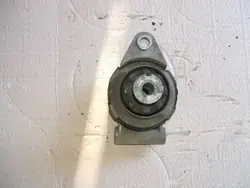 Moottorin tuki Zafira B Astra H 24427641