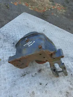 Vordere Halterung OEM 00258874444 - Gebraucht