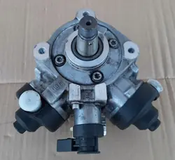Pompe à injection OEM 03N130755A pour VW Passat B8