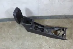 Keskikonsoli käsinoja OEM 39030127 Opel Astra K:lle