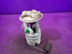 RENAULT CLIO III 05-09 Brandstofpomp 8200727740 4 Pin