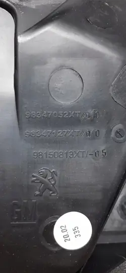 Övre nedre vindrutetorkararm OEM 7105019 Peugeot 3008 II