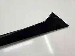 Audi Q8 sidospoiler OEM 4M8854872C höger sida