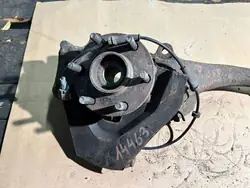 Höger fram navkapsel Nissan Navara D40 2.5 DCI OEM VHB305